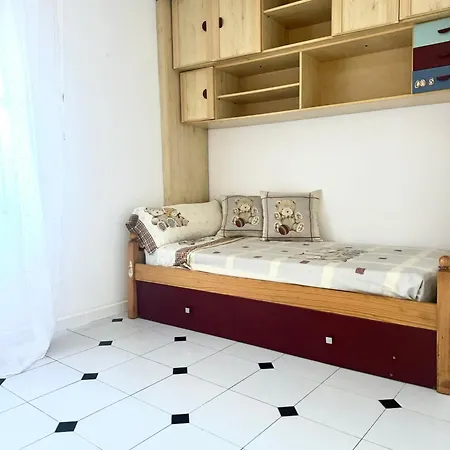Paraiso Vilanova *